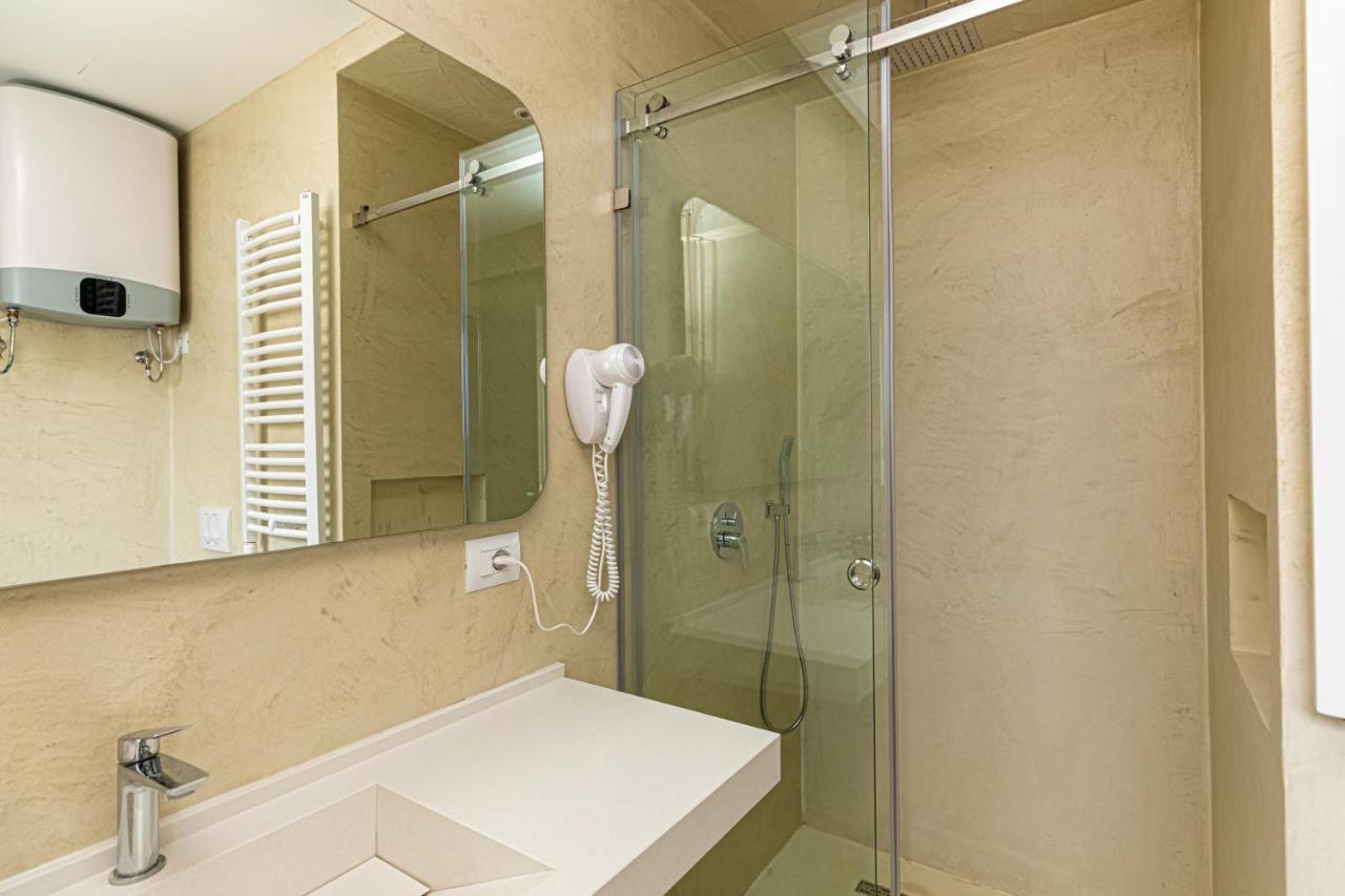 Novus Rooms Vlorë 外观 照片
